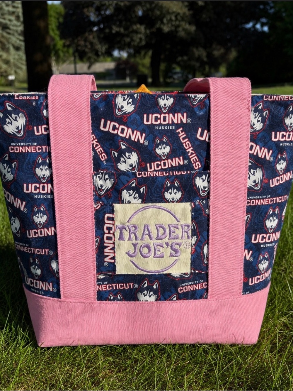 x UConn Huskies Pink